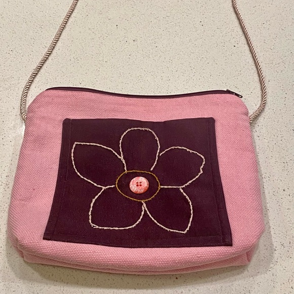 Cute Pink Vintage Flower Bag, great condition. - Picture 12 of 13